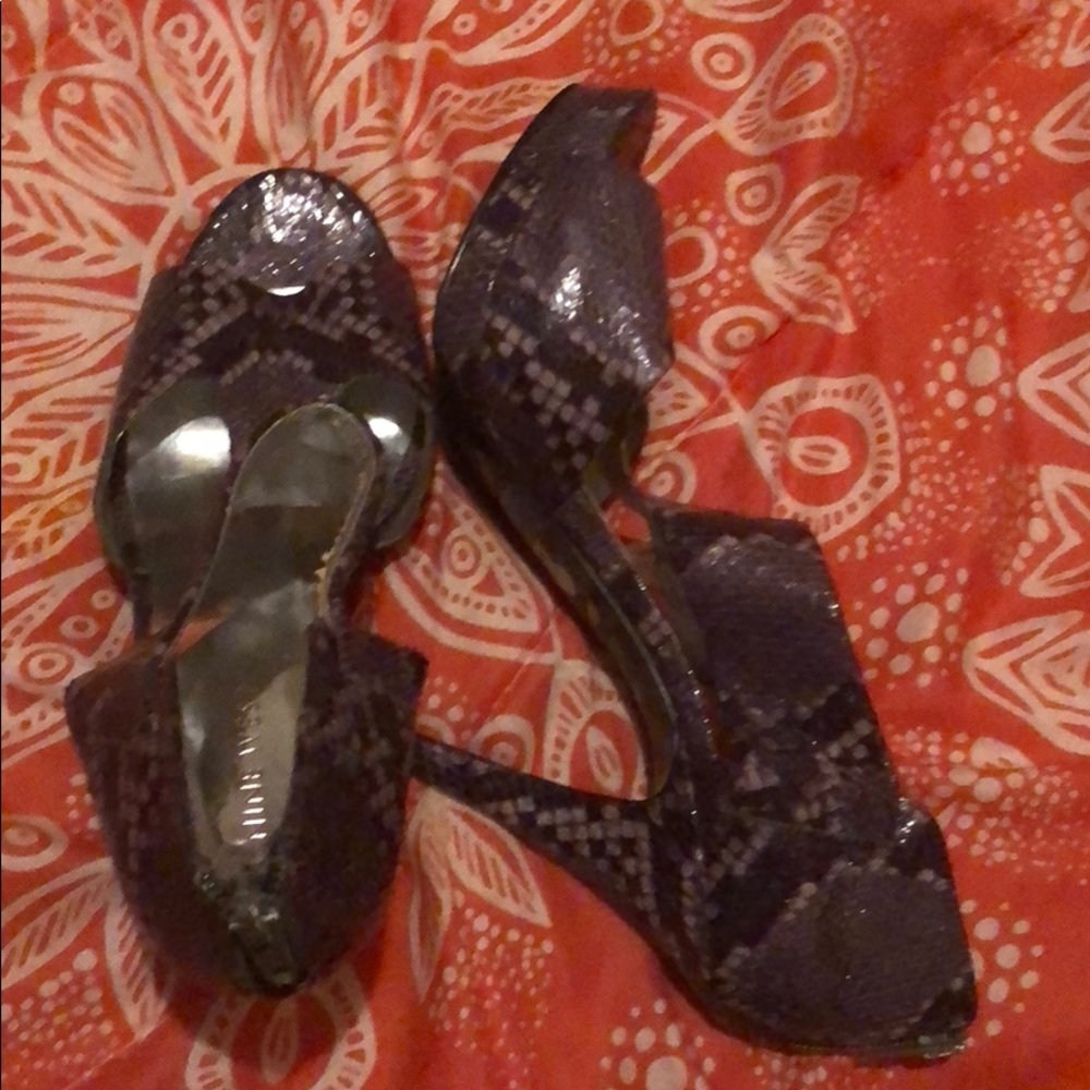 Nine West snake skin design heels